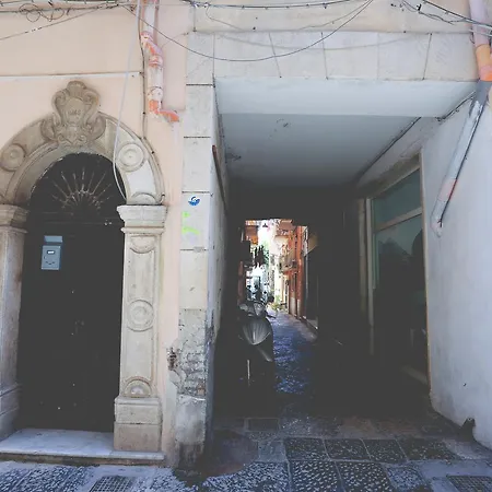 Il Viaggiatore Via Indipendenza